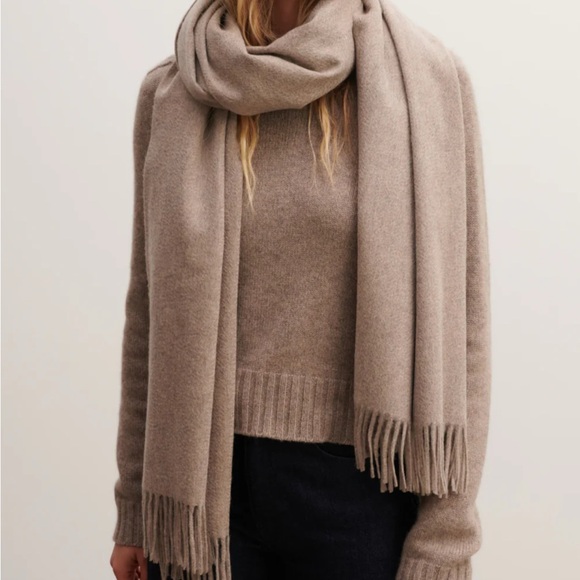 Eric Bompard Oatmeal/beige Maxi Cashmere Scarf